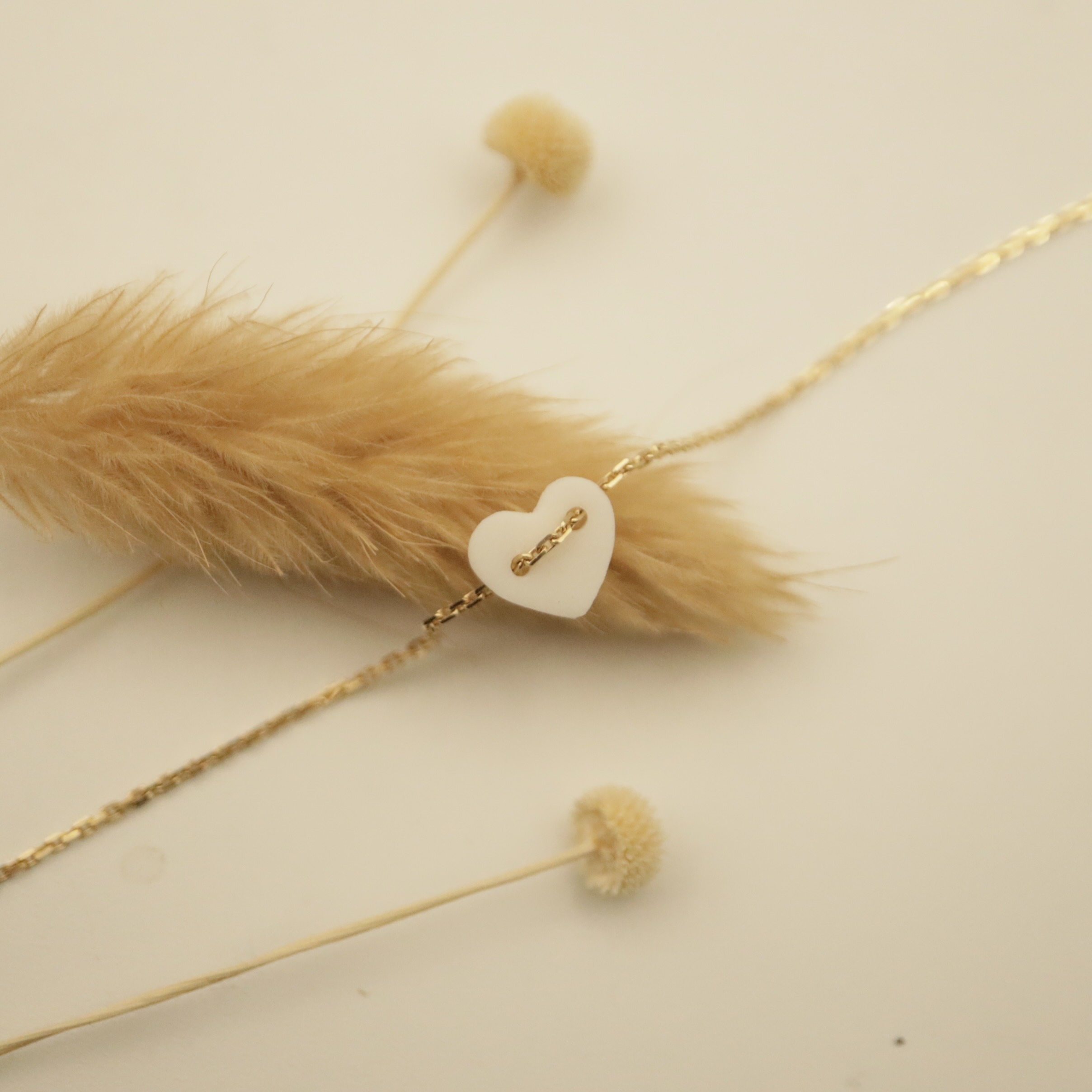 astrid c joaillerie bracelet coeur bracelet or coeur porcelaine bracelet or minimaliste bracelet or fin bracelet coeur ermance bijou saint valentin bracelet or amoureux