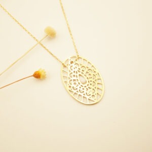 pendentif dentelle or pendentif or découpé pendentif moucharabieh or pendentif ovale or