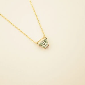 diamant laboratoire vert diamant trapézoidale vert diamant laboratoire trapézoidale collier pièce unique collier diamant or