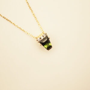 saphir bleu vert saphir changeant diamant bijou spahir diamant collier diamant saphir